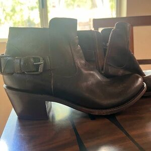 JB DILLON booties